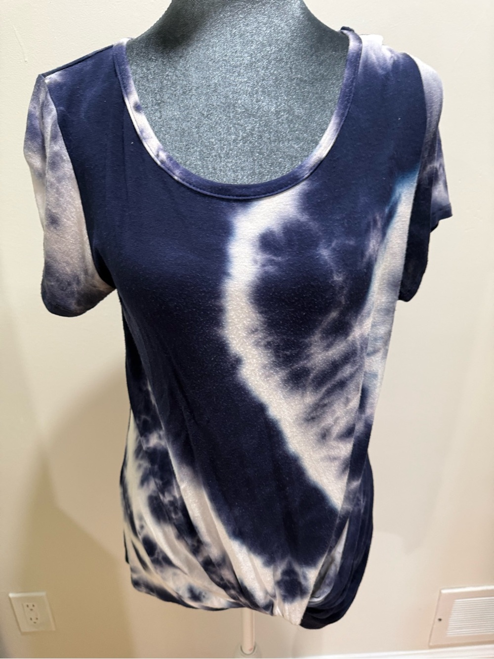 Caution To The Wind Navy and White Tie-Dye Scoop Neck Short Sleeve Top